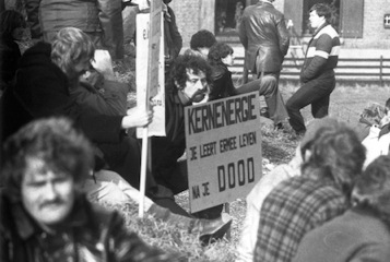 1980_Demonstratie_Dodewaard_14a-Demonstrantent